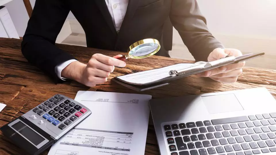 Recover lost funds from bank fraud — How funds refund companies can help